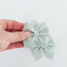 Mariska - Single Petite Middle Sister Bows For Clips And Headbands (2 Colour Choices)