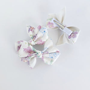 SALE - Tammie Single Large Little-Sister/Petite Middle-Sister Sized Bow Clips