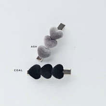 Ribbed Velvety Heart 5.7cm Non-Slip Bar Clips