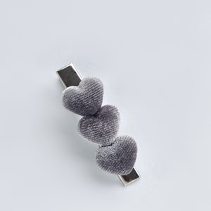 Ribbed Velvety Heart 5.7cm Non-Slip Bar Clips