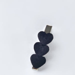 Ribbed Velvety Heart 5.7cm Non-Slip Bar Clips