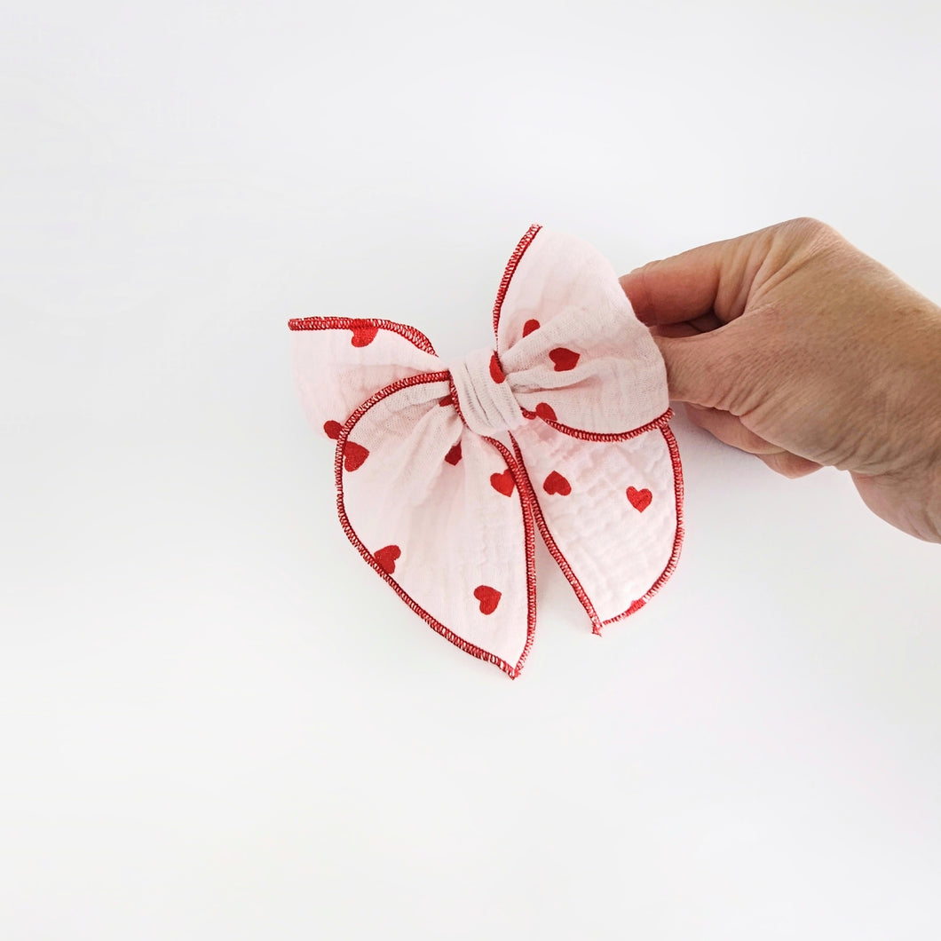 Large Heart Print Serged Edge Cotton Bows