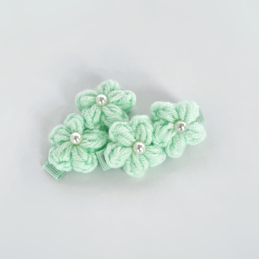 Crocheted Pearl 5.7cm Single Clips - 6 Colour Choices
