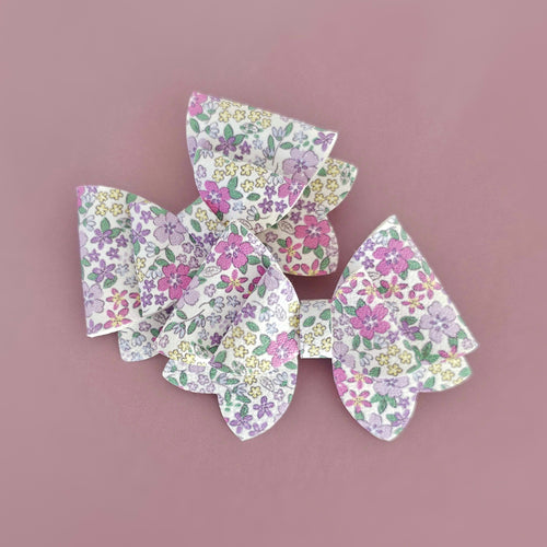 Pfieffer Single Middle Sister Bow Clips