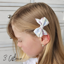 SALE - Tammie Single Large Little-Sister/Petite Middle-Sister Sized Bow Clips