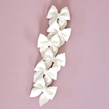 Sinead - Single Petite Middle Sister Bow Clips Or Headbands