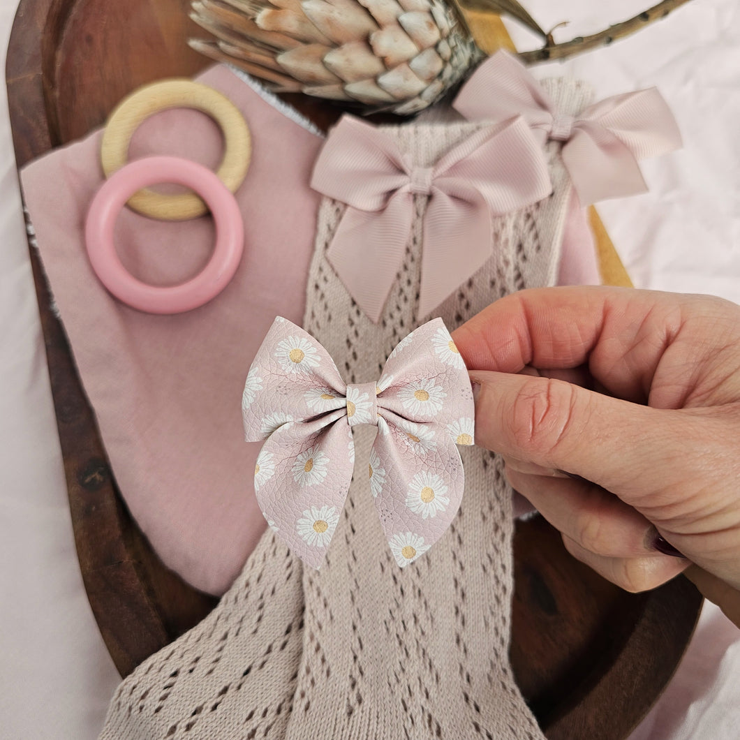Rita - Single Middle Sister Bow Clips Or Headbands
