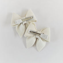 Sinead - Single Petite Middle Sister Bow Clips Or Headbands